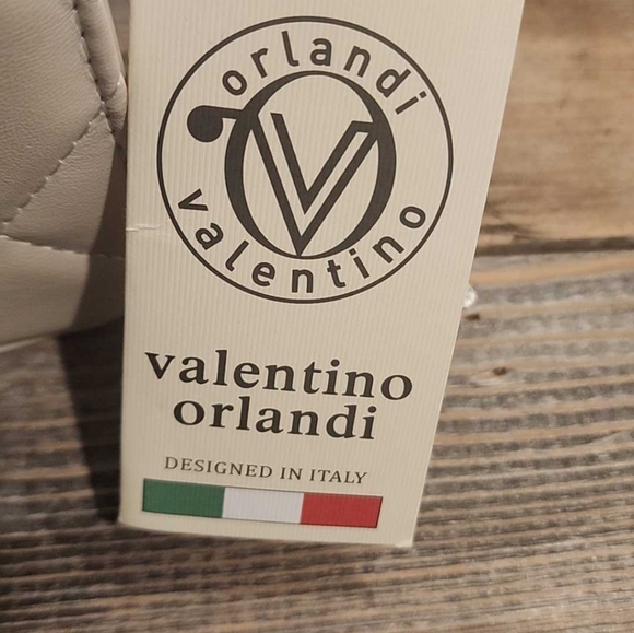 Valentino Orlandi NWT, nudes, top handle V-lock - Picture 3 of 14